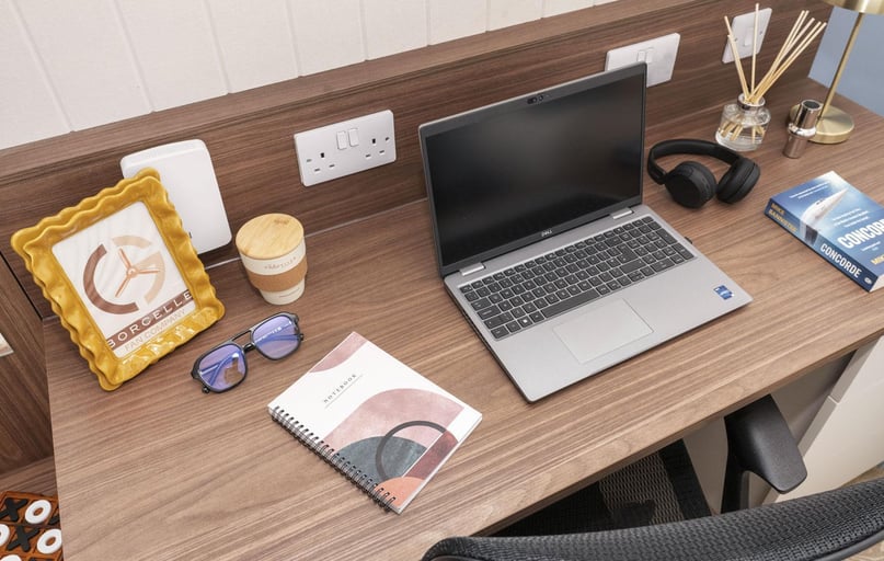 Fairlawn Avenue, Filton, Bristol - Image 1